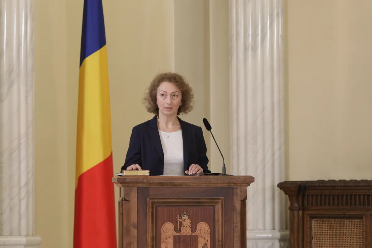 CCR va da azi decizie pe Legea Integrității. Mișcare surpriză în cazul Siminei Tănăsescu – SURSE