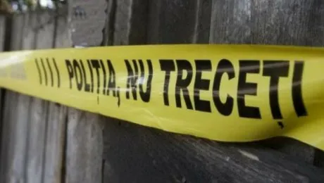 Un bărbat din Buzoieşti a fost găsit decedat în piscina din curtea locuinţei fratelui său