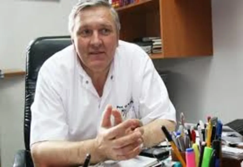Chirurgul Mircea Beuran, trimis în judecată pentru luare de mită