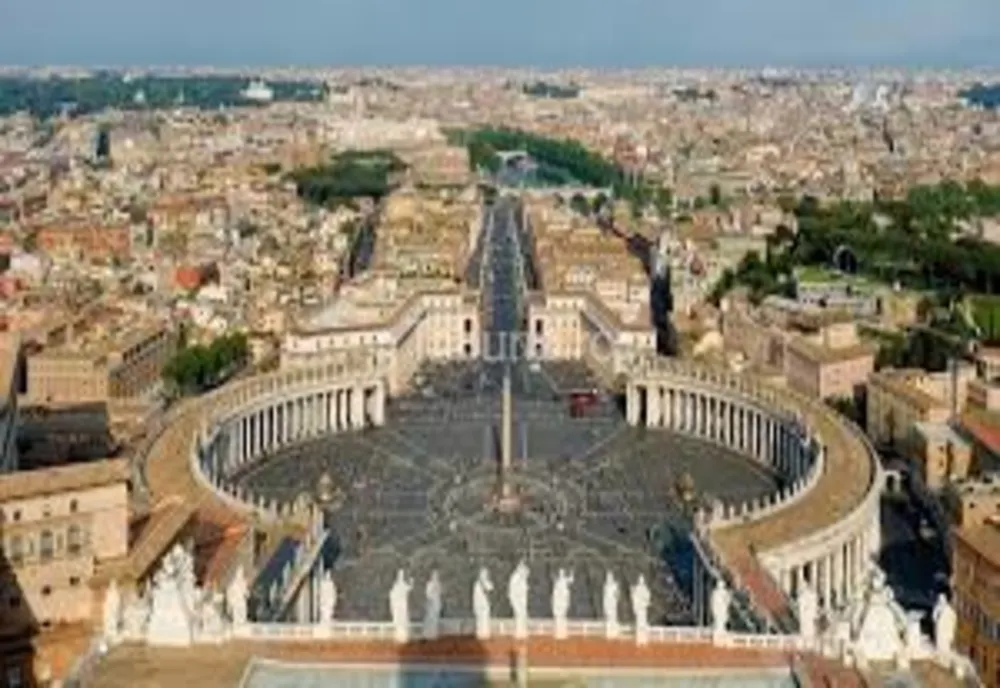 Proces care ZGUDUIE Vaticanul. Un bărbat acuză că a fost abuzat sexual când era minor și denunță tăcerea ierarhilor