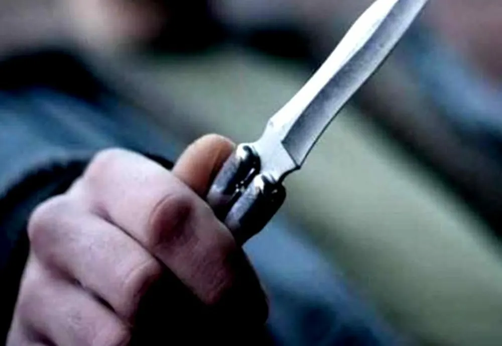 Adolescent de 15 ani, reținut după ce a înjunghiat un tânăr de 23 de ani lângă un parc din Galați