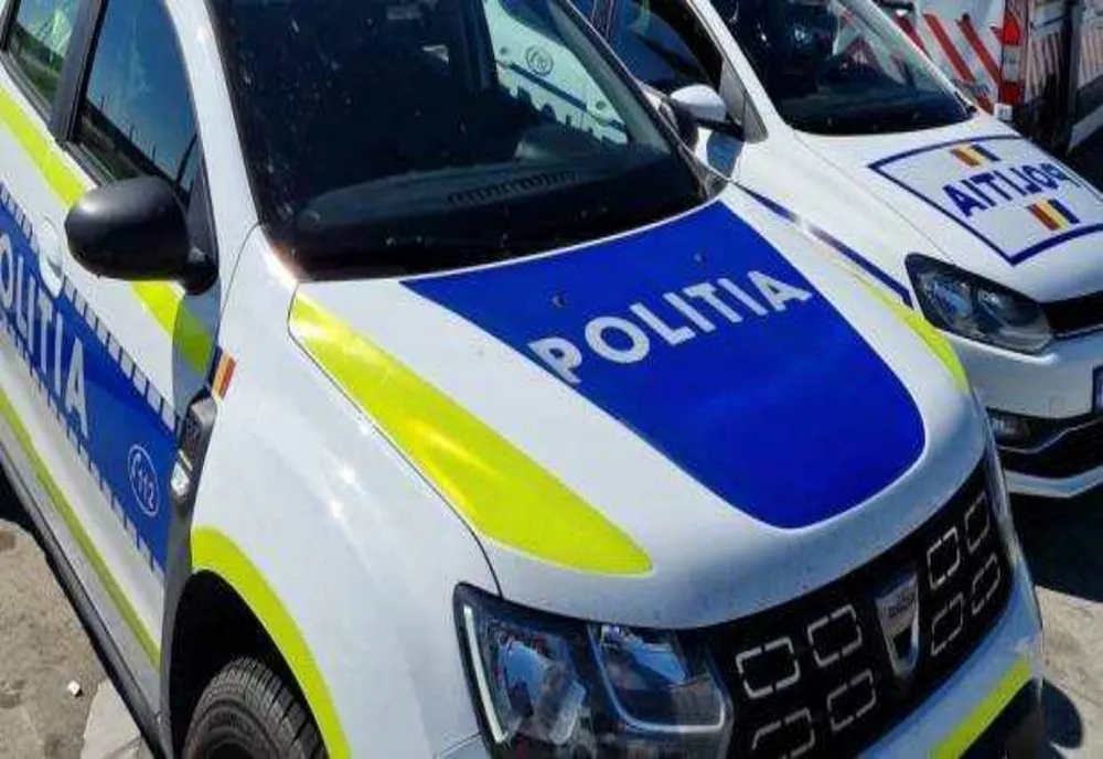 DOI BĂRBAȚI, ARESTAȚI PREVENTIV DUPĂ CE AU AGRESAT UN TAXIMETRIST ȘI I-AU FURAT MAȘINA, ÎN BUCUREȘTI