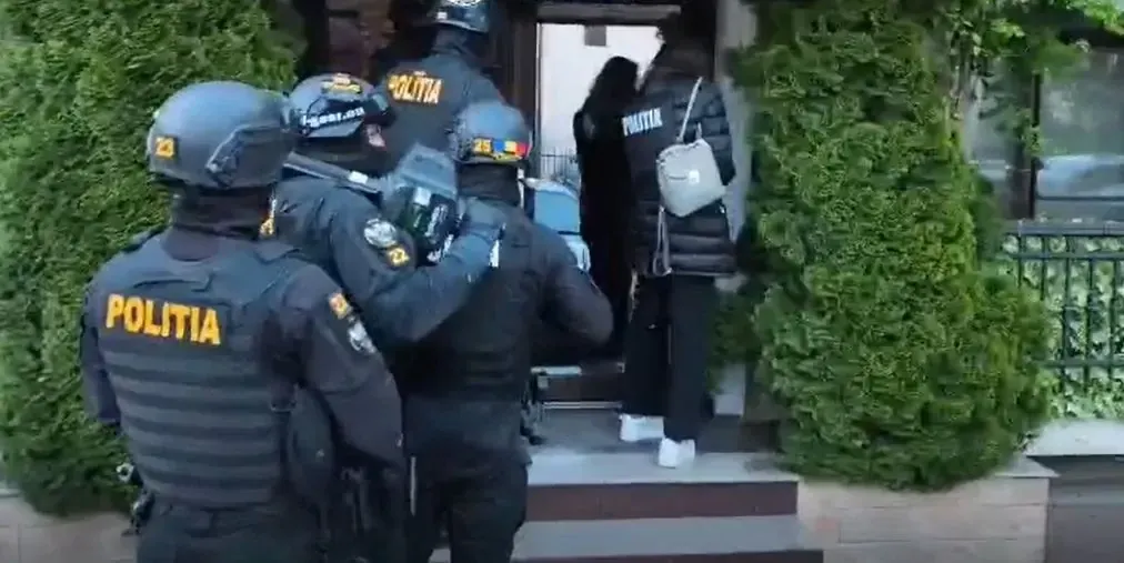 Doi membri ai clanului Cîrpaci, capturați la Caransebeș. Ar fi sechestrat un român și l-ar fi obligat să „doneze” un rinichi