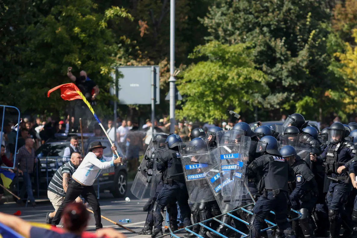 Percheziții în Teleorman în dosarul violențelor de la protestul din Piața Victoriei. 21 de persoane, vizate de anchetă