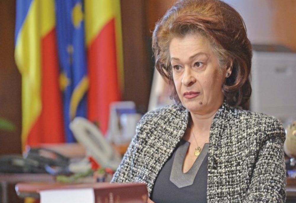 Fosta şefă ICCJ, Cristina Tarcea, eliberată din funcție. Klaus Iohannis a semnat zece decrete de pensionare