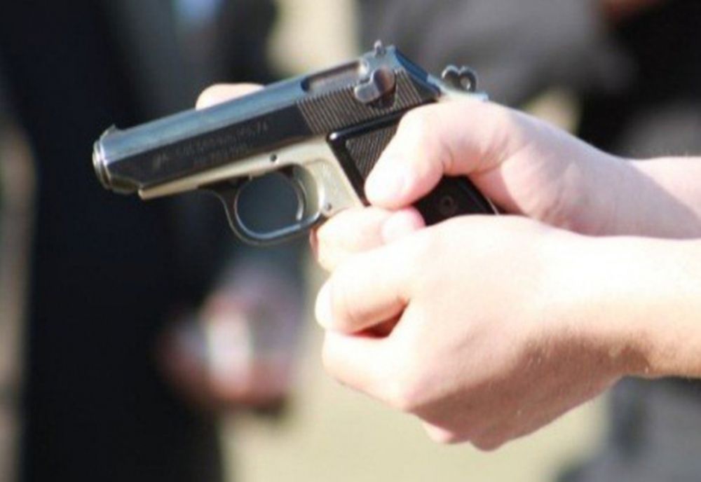 Un bărbat care a amenințat o familie din București, pe o rețea de socializare, reținut de polițiști