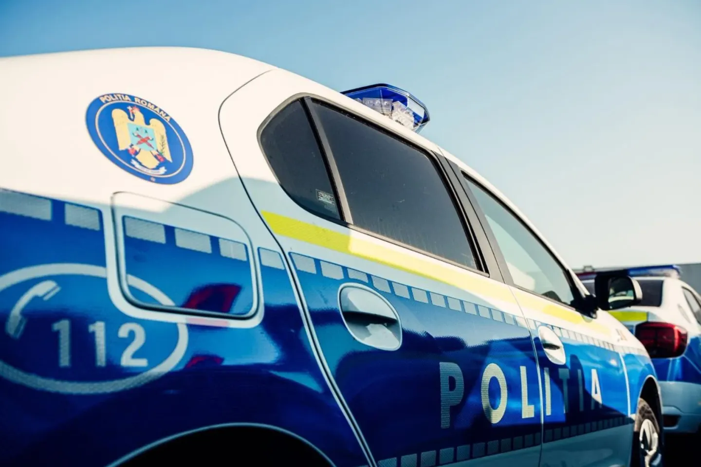 Botoșănean reținut pentru trafic de droguri de mare risc destinate dispozitivelor vape