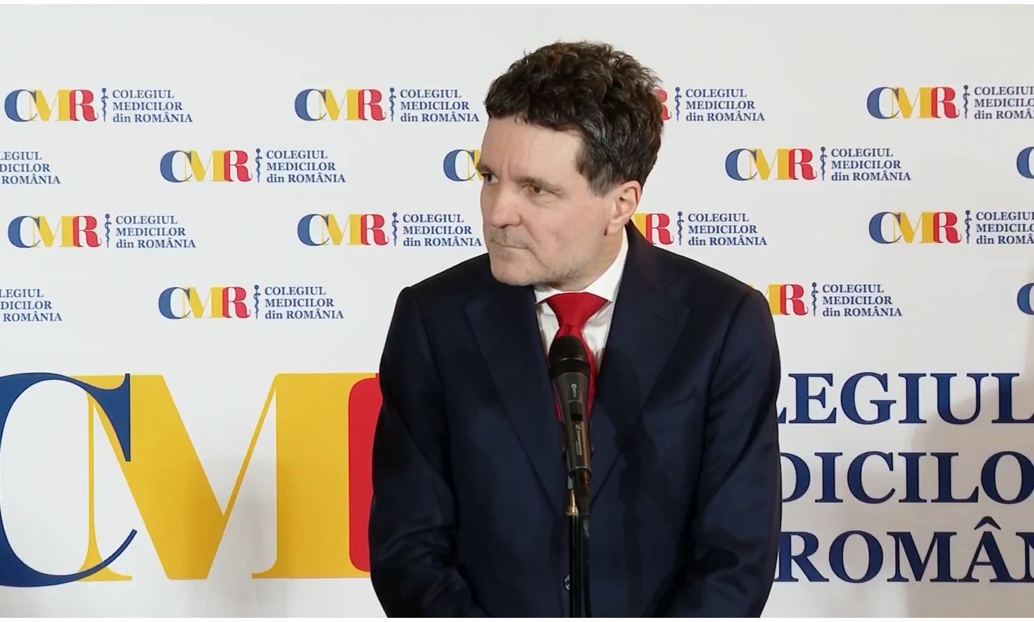 Nicușor Dan: "Nu am fost audiat în dosarul pozelor. Eu am depus la DIICOT cererea pentru cercetare"