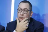 DREPTUL LA ADEVĂR