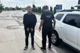 Pasager cu „bagaj” penal, depistat la frontiera de est 
