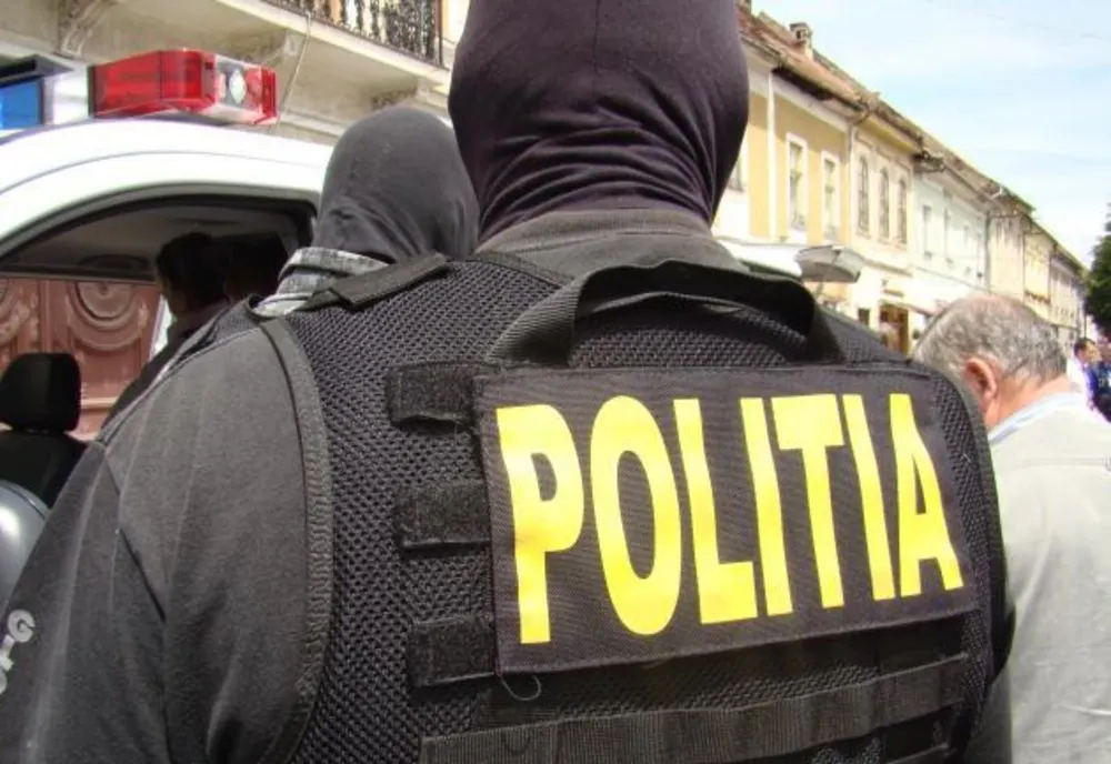 “Rețeaua din Sectorul 5”. Percheziții ale Poliției Capitalei la 11 adrese din București, Ilfov şi Vâlcea, într-un dosar de cămătărie și proxenetism. Florin Salam, audiat ca martor