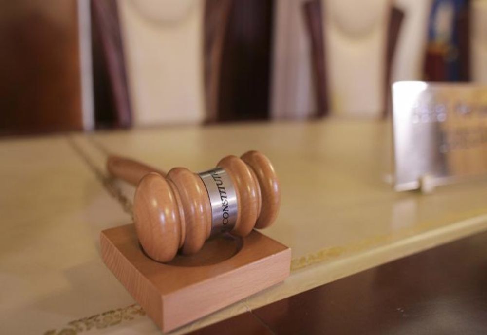 Tribunalul Covasna şi-a suspendat joi activitatea
