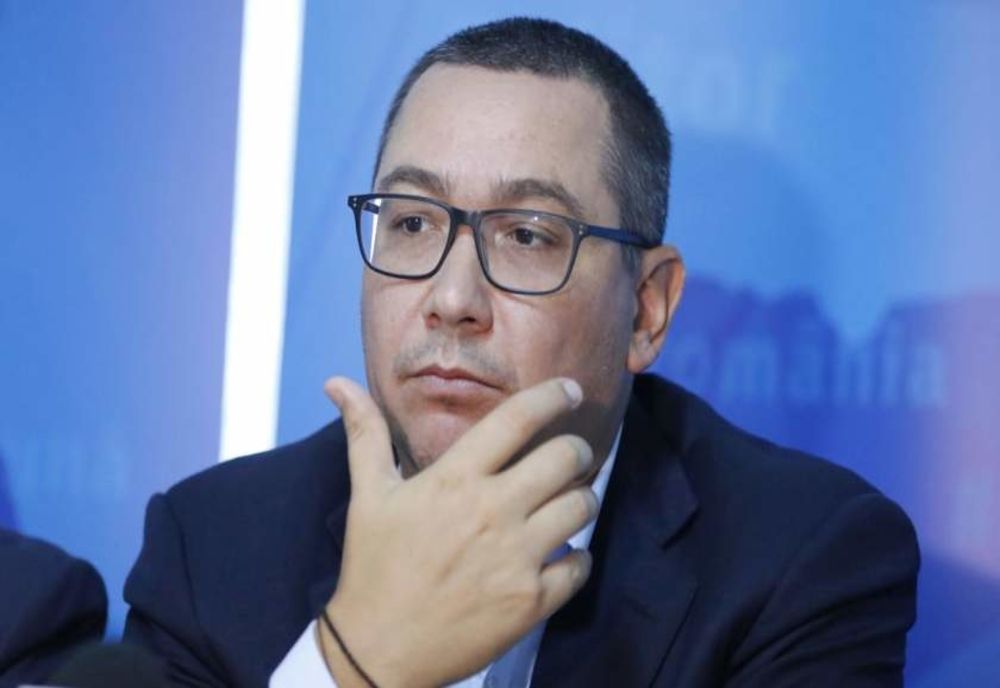 Victor Ponta, alias „Dottore”, rămâne fără titlul de Doctor după ce instanța a decis că A PLAGIAT