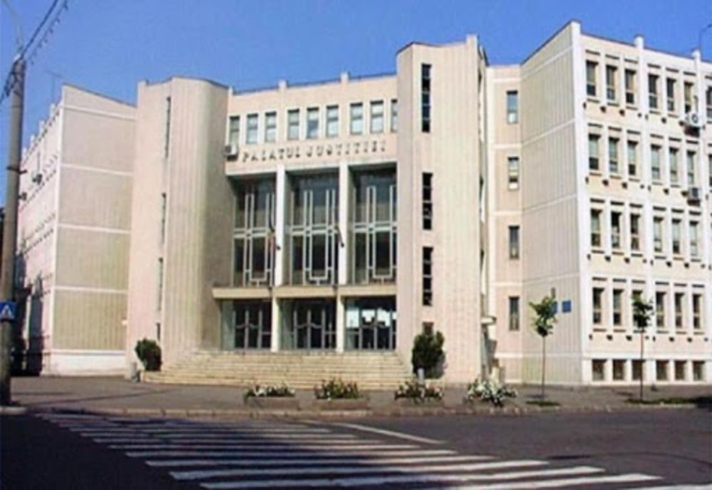 Doi judecători și un grefier de la Judecătoria Brăila au fost testați pozitiv cu noul coronavirus