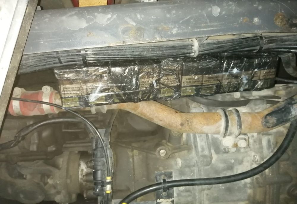 Traficant inventiv! Unde avea ascunse țigările de contrabandă