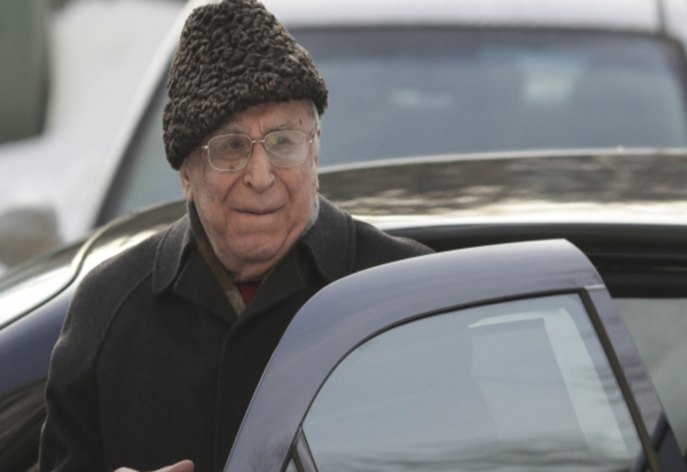 Ion Iliescu poate fi anchetat în dosarul mineriadei din iunie 1990 - Cazul a fost REDESCHIS