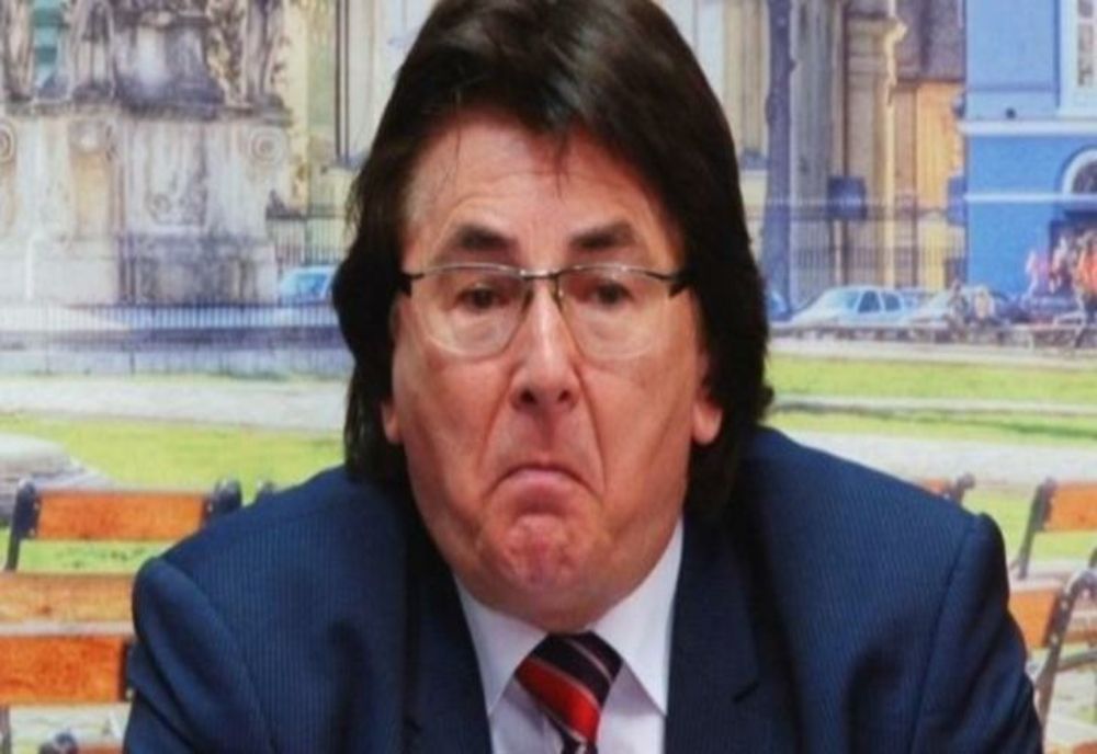 Fostul primar Nicolae Robu și alți 4 angajați ai Primăriei Timișoara, suspecți într-un dosar DNA care vizează o șmecherie imobiliară