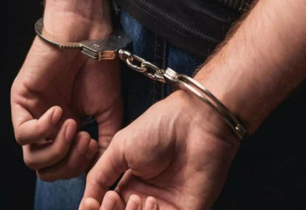 Bărbat din București arestat pentru infectarea intenționată a partenerei cu HIV. Risca până la 15 ani de închisoare