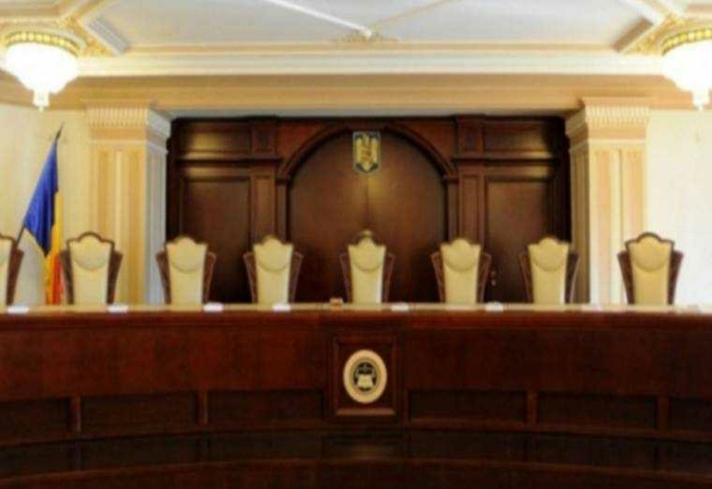 CULISELE STATULUI PARALEL. CUM AU DECIS JUDECĂTORII CCR CANDIDATURILE LA PREZIDENȚIALE