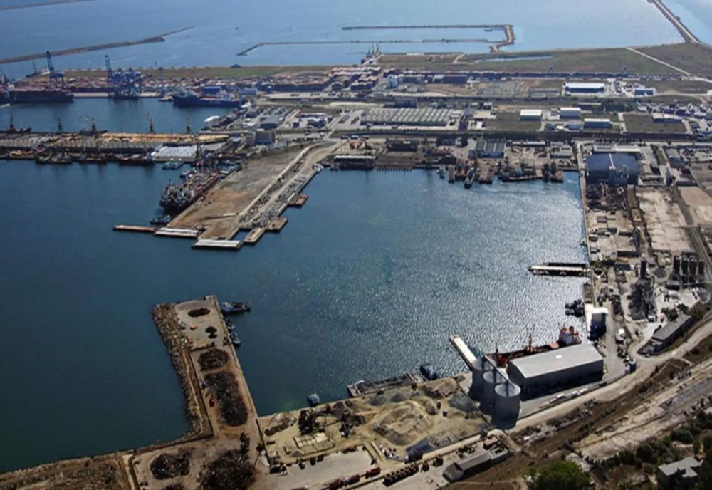 DOSARUL ”PORTUL CONSTANȚA”: DOUĂ PERSOANE AU RECUNOSCUT CĂ AU DAT MITĂ ȘI AU ÎNCHEIAT ACORDURI DE RECUNOAȘTERE A VINOVĂȚIEI 