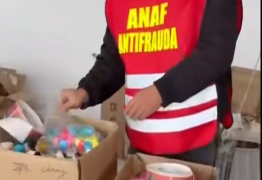 Fabrica clandestină de dispozitive de vapat, descoperită de Antifrauda ANAF în Prahova