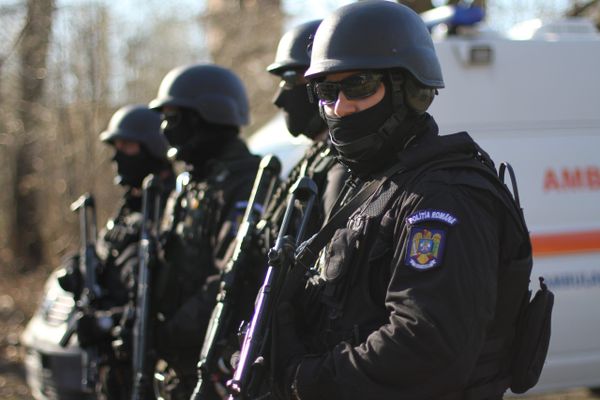 CRIMĂ oribilă, în jud. Ilfov! Și-a ucis soția, apoi a încercat să se sinucidă