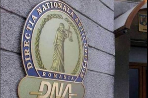 Flagrant DNA la Prefectura Mehedinți