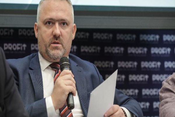 Fostul șef al UNIFARM, Adrian Ionel, audiat la DNA