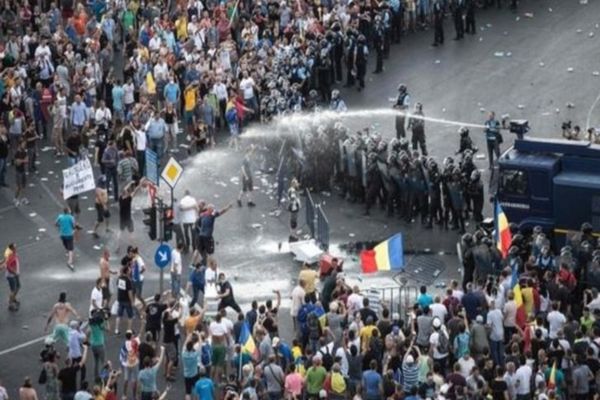 Primele condamnări în dosarul "10 August"