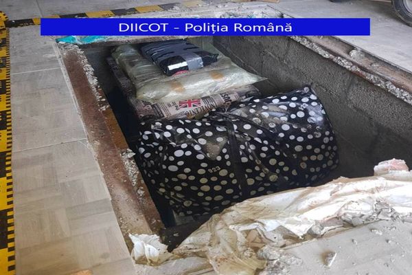 Cărți și manuscrise furate din Marea Britanie, au fost găsite în județul Neamț