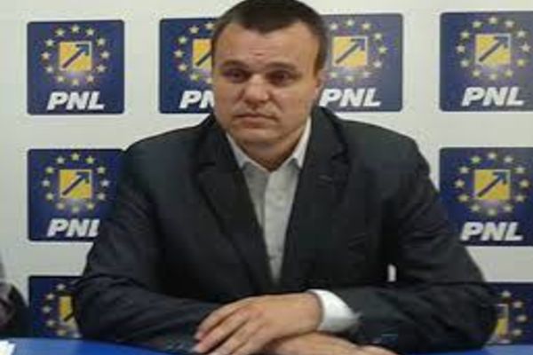 DNA se implică în alegerile din PNL - faza pe dosare penale. Presiuni uriașe asupra senatorului Eugen Pîrvulescu