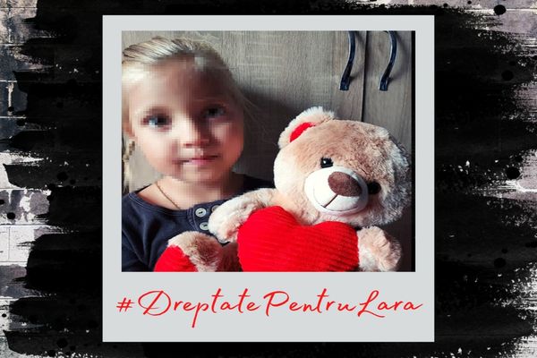 Primăria Cluj-Napoca a chemat în instanţă o fetiţă de 3 ani | Mai mulţi activişti au organizat un protest