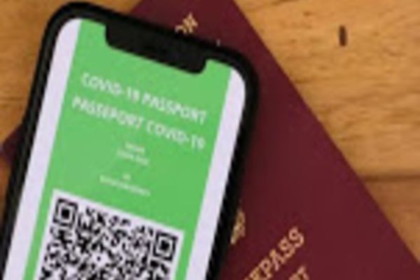 Decizie BOMBĂ! Hotărârile de Guvern privind introducerea certificatului verde și prelungirea stării de alertă, ANULATE în instanță