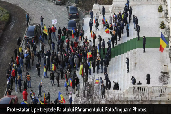 Bărbat suspectat că a vandalizat autoturismele de la Parlament, reținut pentru 24 de ore