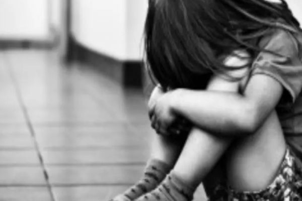 Ministerul Justiției, mesaj împotriva proiectului care trimite la inchisoare violatorii de copii: „Are grave deficiențe”