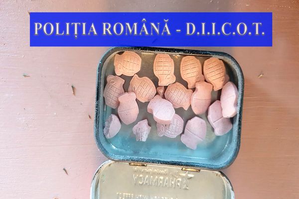 Ilfov. Un olandez şi doi români, reţinuţi după ce ar fi vândut pastile ecstasy 