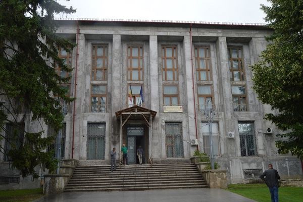 Câte milioane de euro cheltuie statul român pe „eternul” șantier de la IPJ Vaslui