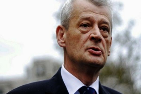 SURSE Sorin Oprescu a fugit din țară în urmă cu două săptămâni pe la Vama Giurgiu