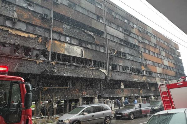 Adolescentul care a incendiat un bloc din Constanța și-a primit sentința
