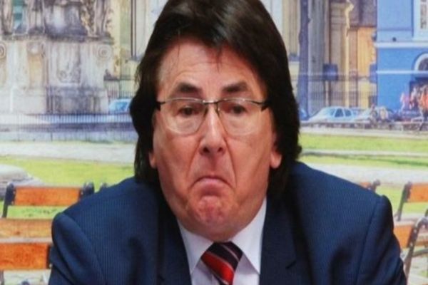 Fostul primar Nicolae Robu și alți 4 angajați ai Primăriei Timișoara, suspecți într-un dosar DNA care vizează o șmecherie imobiliară