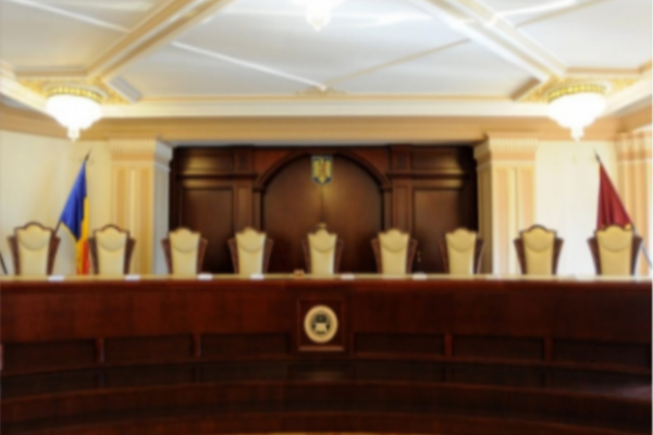 NOII JUDECĂTORI CONTROVERSAȚI DE LA CURTEA CONSTITUȚIONALĂ A ROMÂNIEI ÎȘI DEPUN AZI JURĂMÂNTUL 