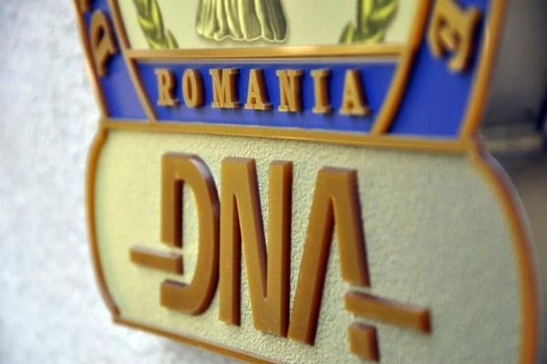 Descinderi DNA la Ministerul Finanțelor. Procurorii au sigilat biroul unui șef