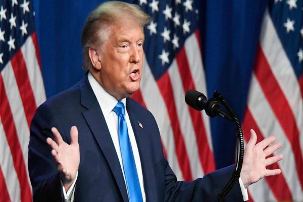 Donald Trump a fost găsit VINOVAT pentru toate cele 34 de capete de acuzare