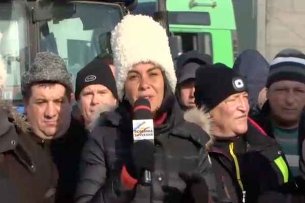 Jurnaliștii Realitatea PLUS, emisiuni maraton de Ziua Unirii. Alexandra Păcuraru, mesaj din mijlocul protestatarilor de la Afumați: România suverană nu este a unor partide, ci a oamenilor
