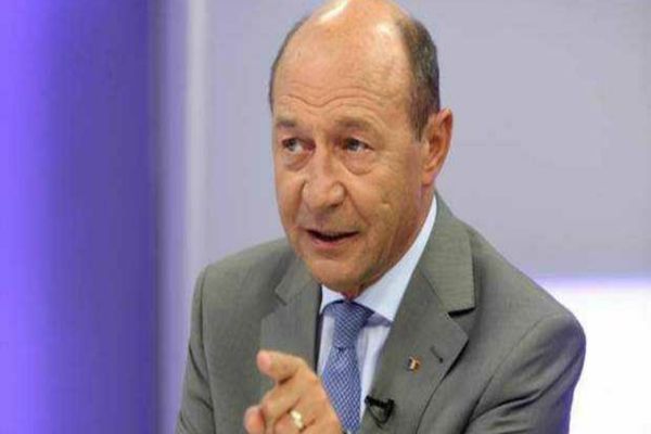 BĂSESCU ÎL FACE PRAF PE TOLONTAN: NU ȚI-E RUȘINE, INTERVENEA KOVESI PENTRU TINE LA PROCURORI - VIDEO 