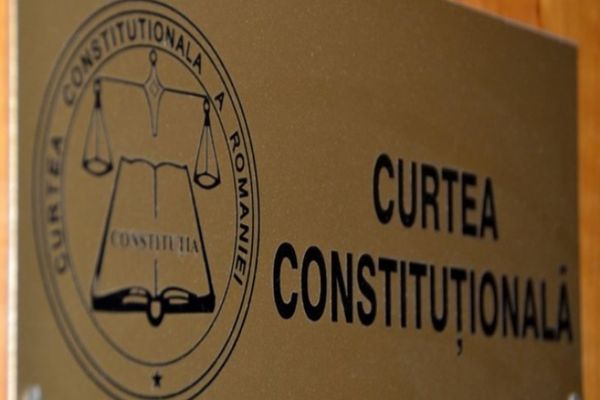 CURTEA CONSTITUȚIONALĂ A LUAT PAUZĂ DE LA DEZBATERILE PRIVIND ANULAREA PRIMULUI TUR AL ALEGERILOR PREZIDENȚIALE PÂNĂ LA FINALUL CSAT