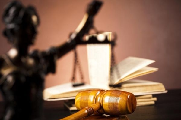 CUM MOTIVEAZĂ ÎNALTA CURTE DE CASAȚIE ȘI JUSTIȚIE SENTINȚA JUDECĂTORULUI DE LA PLOIEȘTI PRIVIND ANULAREA ALEGERILOR 