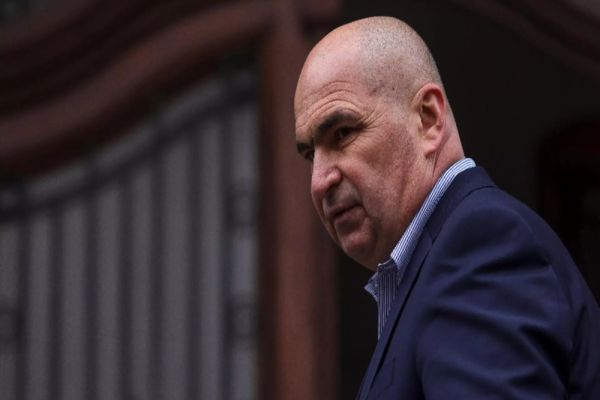 ROMÂNIA, CU CĂCIULA ÎN MÂNĂ ÎN FAȚA MARILOR LUMII. SABOTAJ LA CEL MAI ÎNALT NIVEL ÎN PNL: CUM AU PIERDUT LIBERALII PE MÂNA LUI DIACONESCU ȘI BOLOJAN