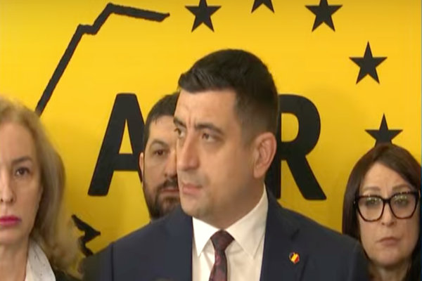 CUM ÎNCEARCĂ SISTEMUL SĂ BLOCHEZE CANDIDATURA LUI GEORGE SIMION: UN NOU DOSAR PENAL ȘI AUDIERI-MARATON ALE MEMBRILOR AUR LA PARCHET