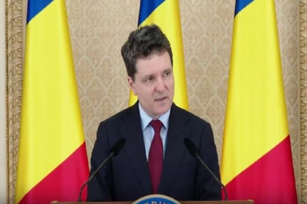 NICUȘOR DAN, DESPRE PENSIONAREA MAGISTRAȚILOR: CE ESTE CU ACEASTĂ DEBANDADĂ?